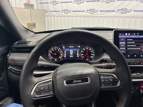 Used 2024 Jeep Compass Trailhawk AWD/4WD image 23