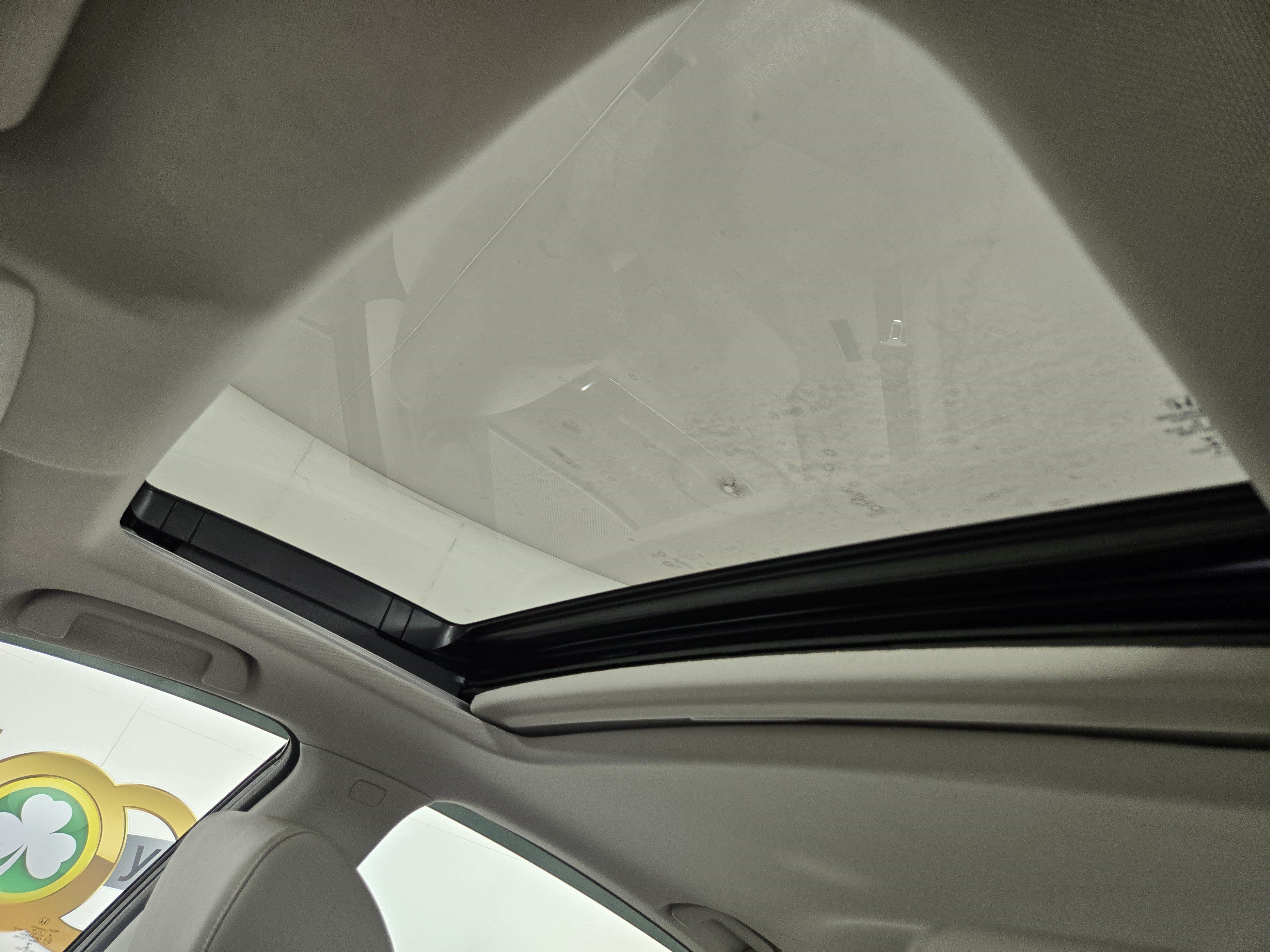 Used 2018 Honda Accord Touring image 22