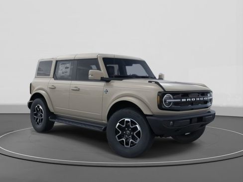 New 2025 Ford Bronco Outer Banks image 7