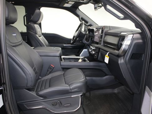 New 2026 Ford F350 Platinum image 28