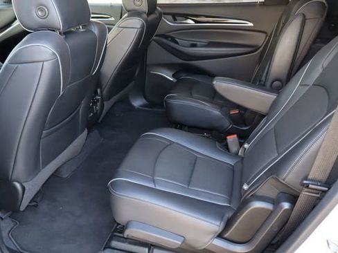 Used 2019 Buick Enclave Avenir w/ Avenir Technology Package FWD image 6