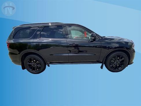 Certified 2018 Dodge Durango R/T w/ Trailer Tow Group IV AWD/4WD image 17