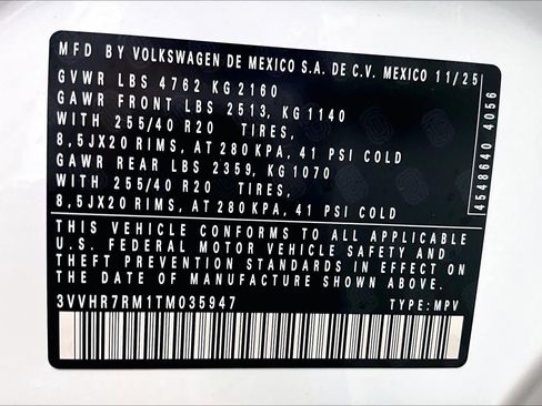 New 2026 Volkswagen Tiguan SE R-Line image 19