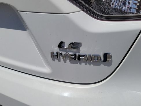Used 2023 Toyota Corolla LE FWD image 11
