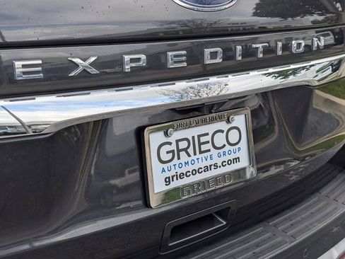Used 2024 Ford Expedition Limited image 14