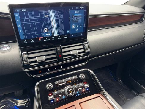 Used 2023 Lincoln Navigator Reserve image 61