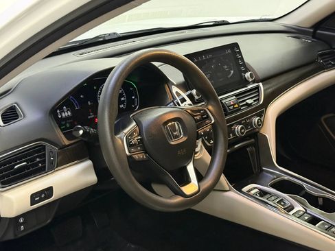 Used 2021 Honda Accord EX image 11