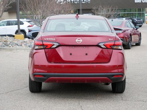 Used 2021 Nissan Versa SV image 7