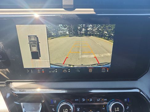 Certified 2025 GMC Sierra 1500 AT4 w/ AT4 Premium Package AWD/4WD image 19