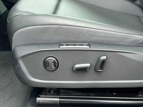 Used 2023 Volkswagen ID.4 Pro S RWD image 21