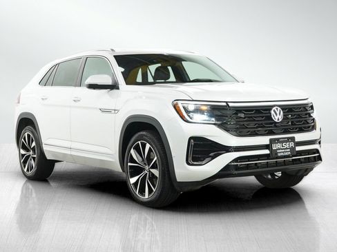 Used 2025 Volkswagen Atlas Cross Sport SEL Premium R-Line AWD/4WD image 7
