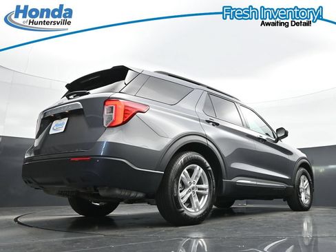 Used 2021 Ford Explorer XLT RWD image 33