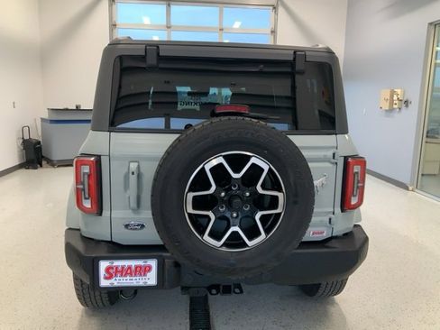 Used 2024 Ford Bronco Outer Banks image 7