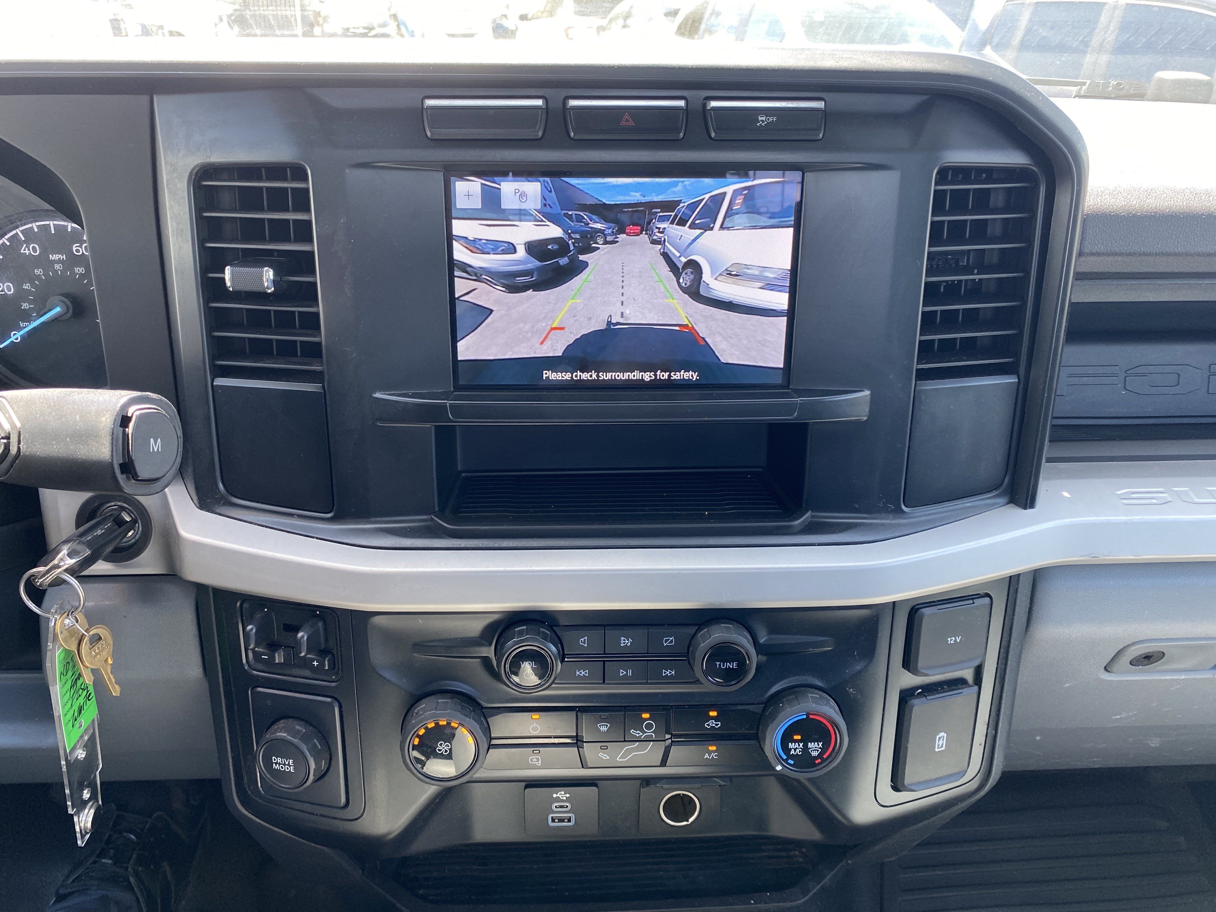 Used 2023 Ford F250 XL RWD image 17