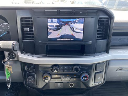 Used 2023 Ford F250 XL RWD image 17