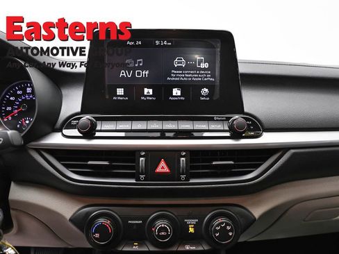 Used 2020 Kia Forte LXS FWD image 11