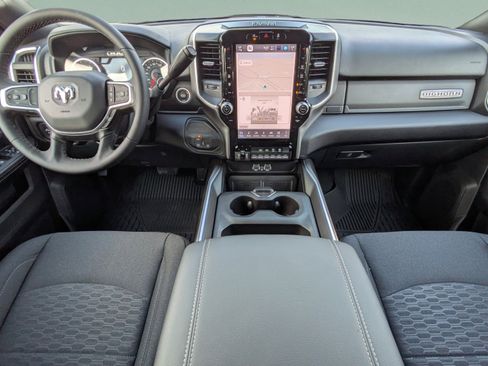 New 2026 RAM 2500 Big Horn AWD/4WD image 18