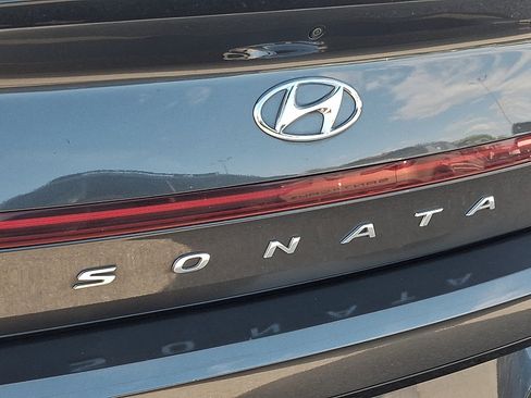 Certified 2023 Hyundai Sonata SEL w/ Cargo Package FWD image 32