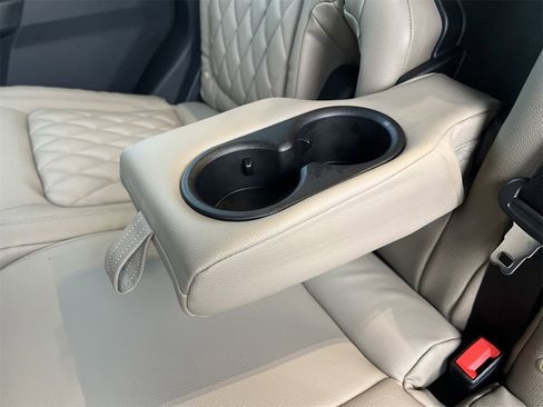 New 2025 Ford Bronco 4-Door image 18