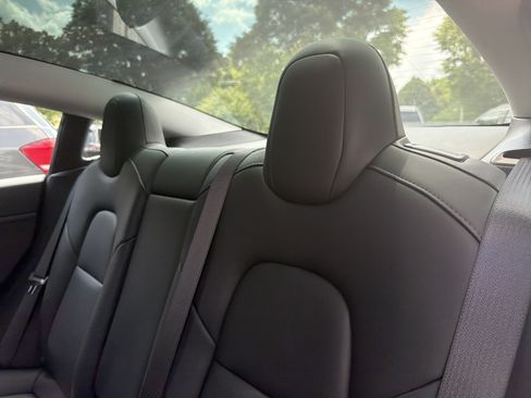 Used 2023 Tesla Model 3 Standard Range RWD image 12