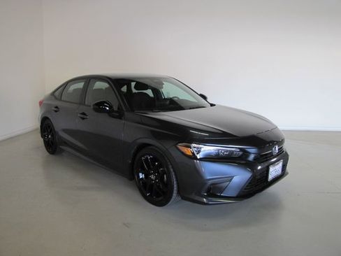 Certified 2023 Honda Civic Sport image 3
