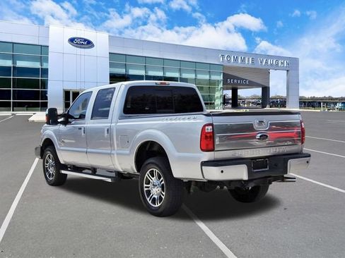 Used 2016 Ford F350 Platinum w/ FX4 Off-Road Package AWD/4WD image 2