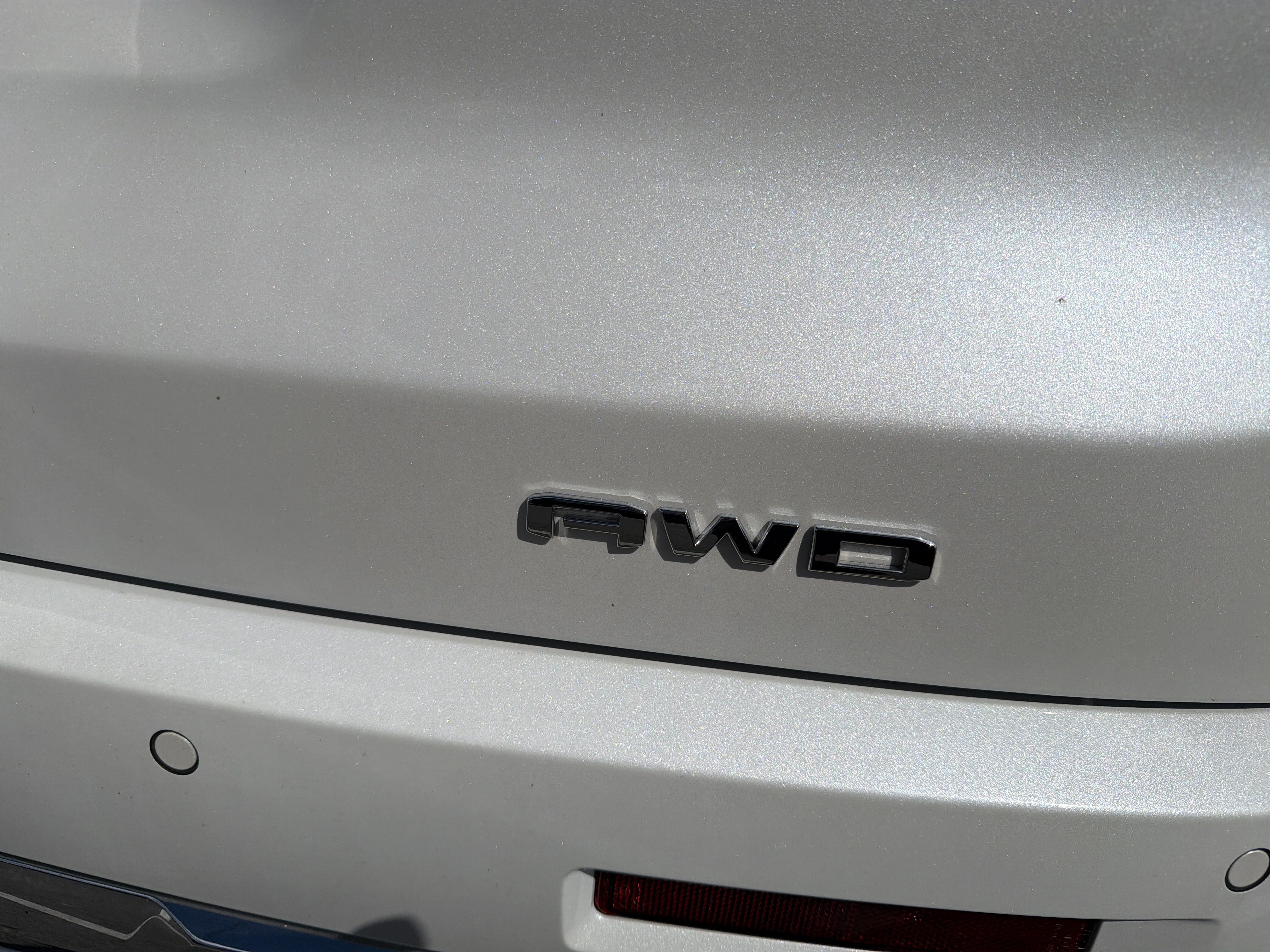 Used 2023 GMC Acadia Denali w/ Trailering Package AWD/4WD image 8