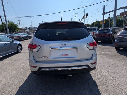 Used 2016 Nissan Pathfinder S FWD image 7