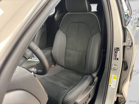 Used 2023 Volvo C40 P8 Recharge Plus AWD/4WD image 34