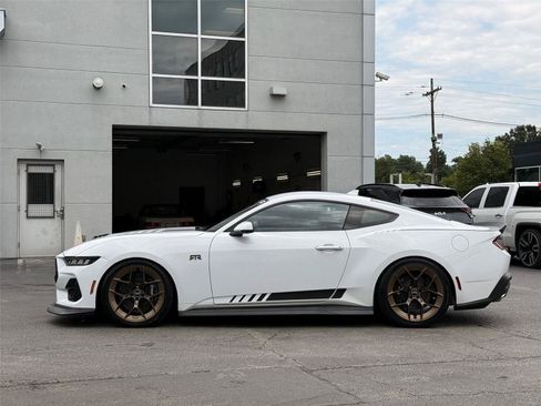 Used 2025 Ford Mustang GT Premium w/ GT Performance Package RWD image 6