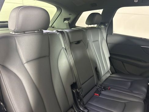 Certified 2025 Audi Q7 3.0T Premium Plus w/ Premium Plus Package image 13