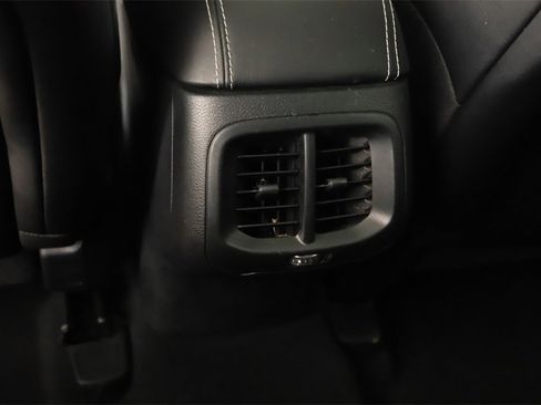 Used 2022 Jeep Cherokee Latitude w/ Sun & Sound Group image 22