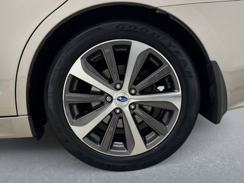 Used 2017 Subaru Legacy 2.5i Limited image 26