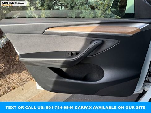 Used 2023 Tesla Model Y Long Range image 18
