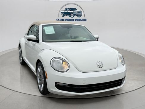 Used 2013 Volkswagen Beetle 2.5 image 10