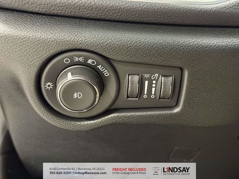 New 2026 Chrysler Pacifica Pinnacle w/ Trailer Tow Group image 22