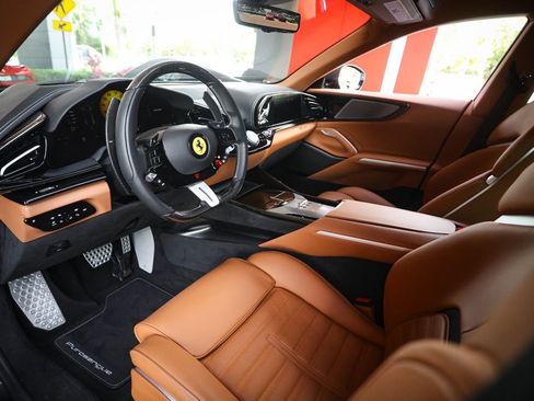 Used 2026 Ferrari Purosangue AWD/4WD image 39