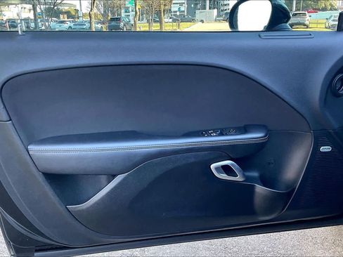 Used 2023 Dodge Challenger SXT image 17