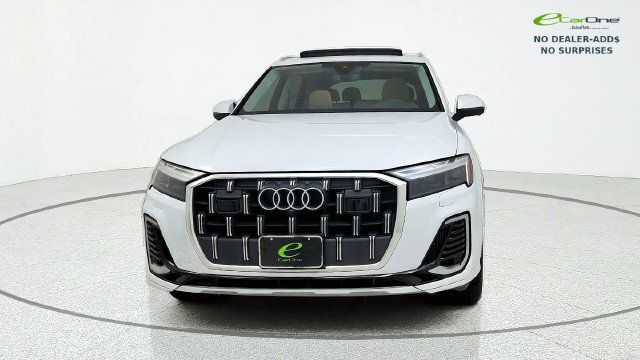 Used 2025 Audi Q7 3.0T Premium Plus w/ Premium Plus Package AWD/4WD image 2