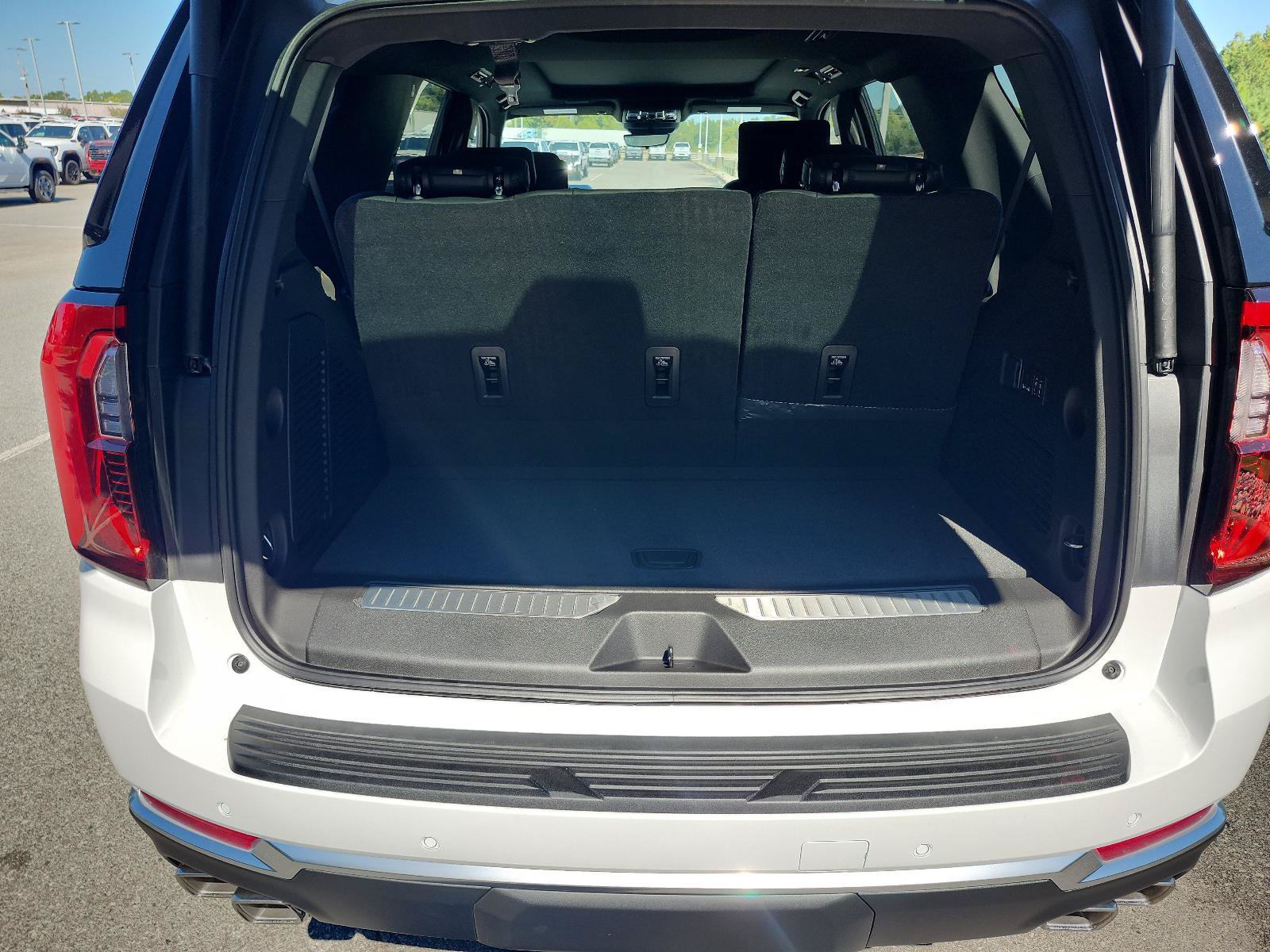 New 2027 GMC Yukon Denali AWD/4WD image 8