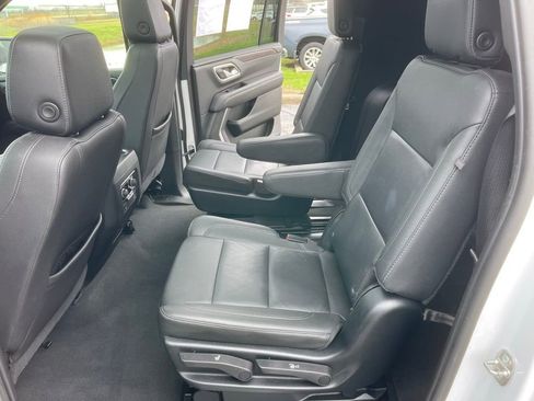 Used 2021 Chevrolet Suburban Z71 image 23
