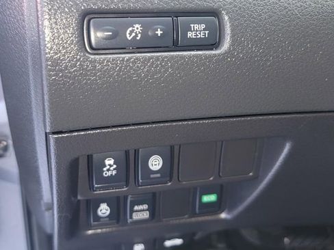 Used 2019 Nissan Rogue Sport SV w/ All-Weather Package image 28