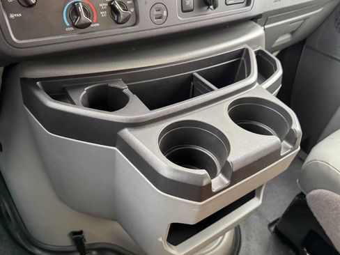 Used 2024 Ford E-350 and Econoline 350 Super Duty w/ Driver's Safety Package image 32