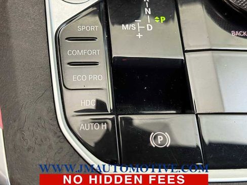 Used 2022 BMW X5 xDrive40i w/ Premium Package image 32