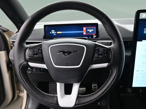 Used 2025 Ford Mustang Mach-E GT AWD/4WD image 40