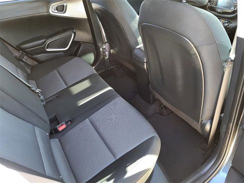 Used 2025 Kia Soul LX w/ LX Technology Package image 21