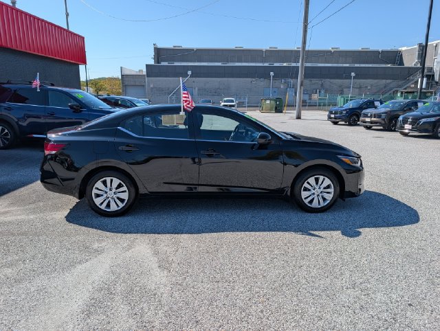 Used 2025 Nissan Sentra S FWD image 6