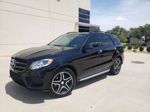 Used 2016 Mercedes-Benz GLE 350 image 2
