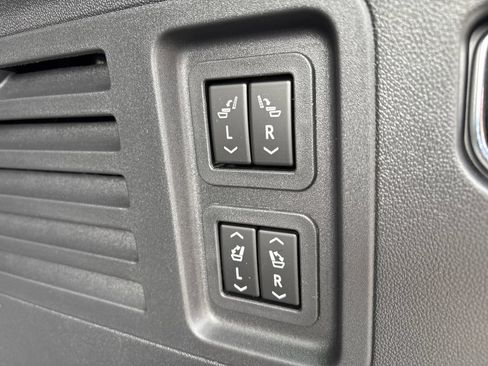 New 2026 GMC Acadia Denali Ultimate w/ LPO, Floor Liner Package FWD image 46