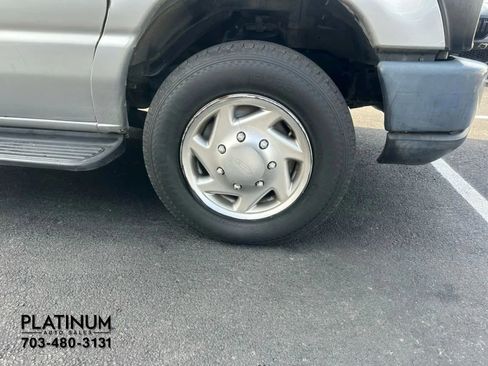 Used 2013 Ford E-350 and Econoline 350 XL w/ PWR Windows & Locks Group image 16